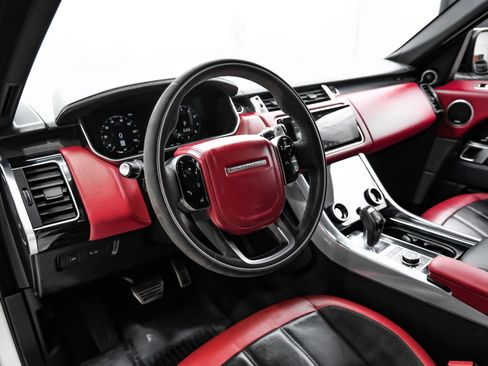 Used 2019 Land Rover Range Rover Sport HST image 16