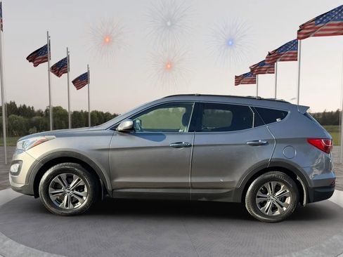 Used 2014 Hyundai Santa Fe Sport w/ Popular Equipment Package 02 FWD image 4