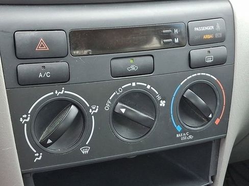 Used 2006 Toyota Corolla CE image 17