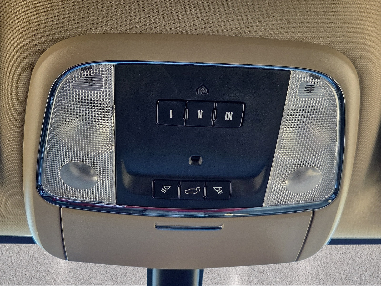 Used 2015 Jeep Grand Cherokee Limited AWD/4WD image 18
