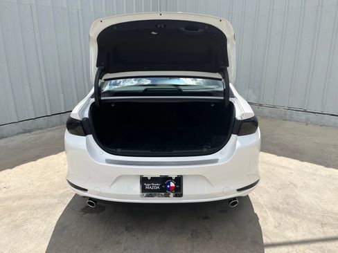 Certified 2026 MAZDA MAZDA3 2.5 S Sedan w/ Preferred Pkg FWD image 9