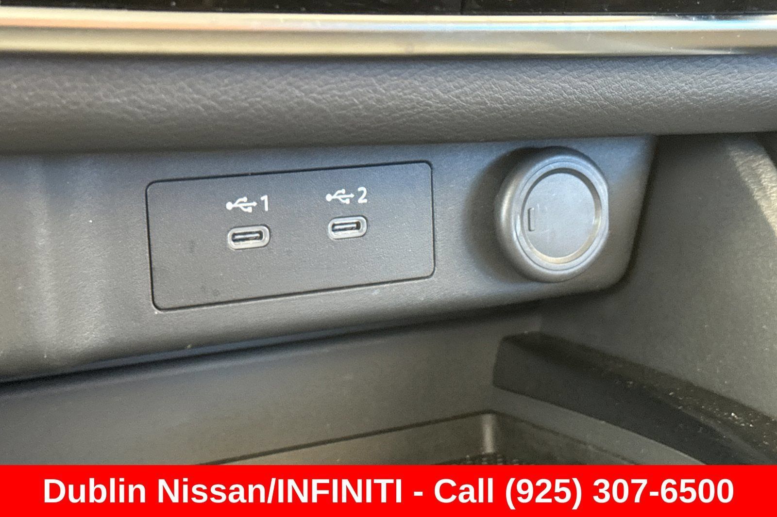 Used 2025 Nissan Rogue SV AWD/4WD image 32