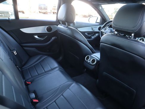 Used 2019 Mercedes-Benz C 300 Sedan image 28