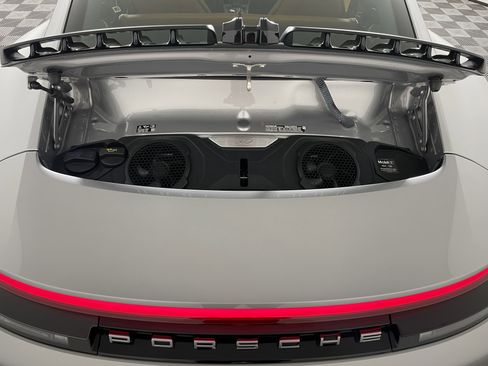 Certified 2025 Porsche 911 Carrera image 21
