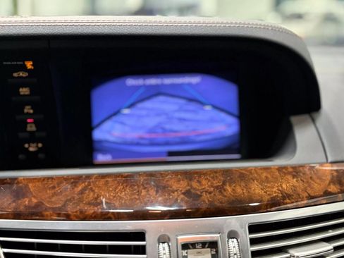 Used 2013 Mercedes-Benz S 63 AMG image 22