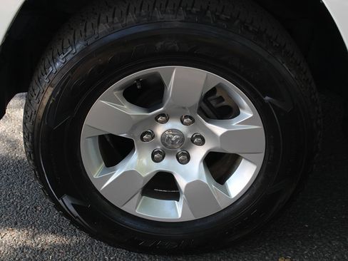Used 2021 RAM 1500 Big Horn AWD/4WD image 42