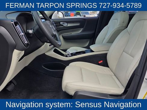 Used 2021 Volvo XC40 T5 Inscription w/ Advanced Package image 13