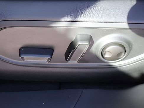 New 2026 Jeep Cherokee Laredo image 12