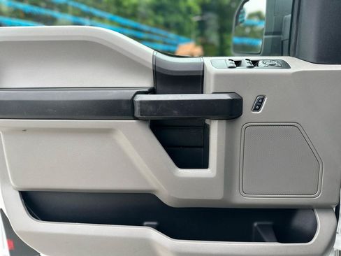 Used 2017 Ford F150 XL w/ XL Power Equipment Group AWD/4WD image 13