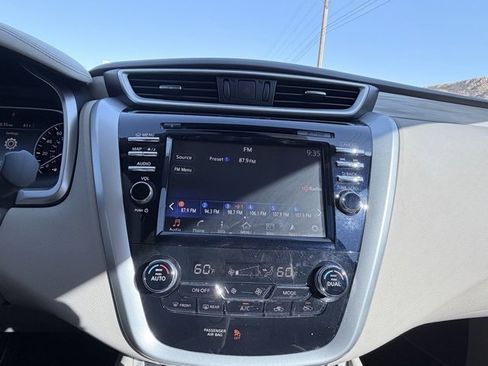 Used 2017 Nissan Murano SL w/ SL Technology Package image 14