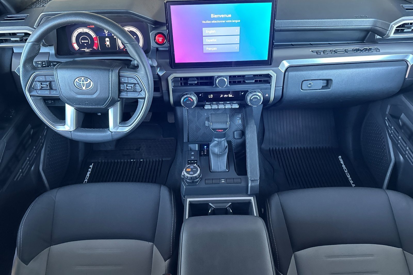 Certified 2025 Toyota Tacoma TRD Off-Road AWD/4WD image 12