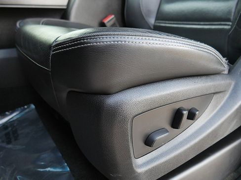 Used 2017 GMC Sierra 3500 Denali w/ Duramax Plus Package image 12