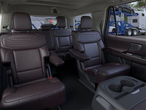 New 2025 Ford Expedition Platinum w/ Platinum Ultimate Package image 11