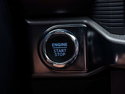 Used 2025 Ford F150 Raptor AWD/4WD image 32