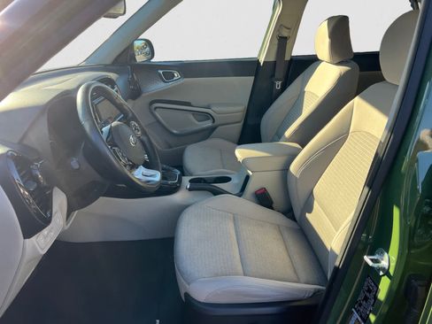 Certified 2020 Kia Soul EX image 16