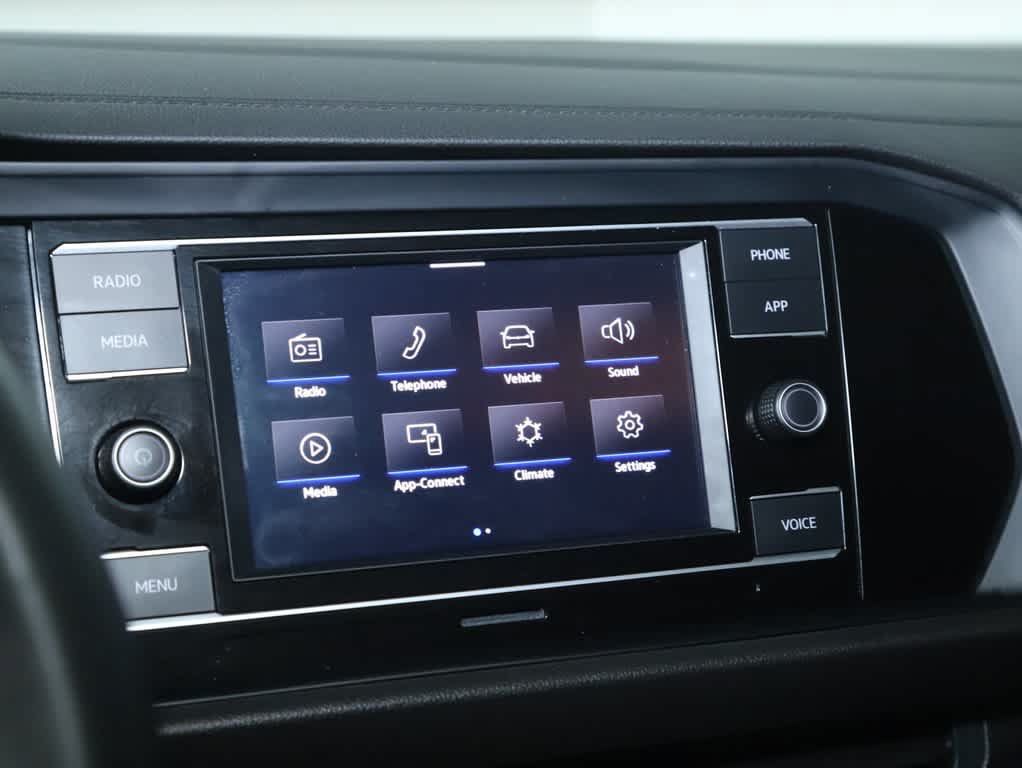 Used 2024 Volkswagen Jetta SE FWD image 25