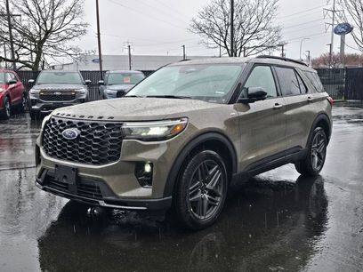 New 2026 Ford Explorer ST-Line w/ ST-Line Street Pack