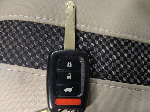 Used 2020 Honda Civic LX image 32