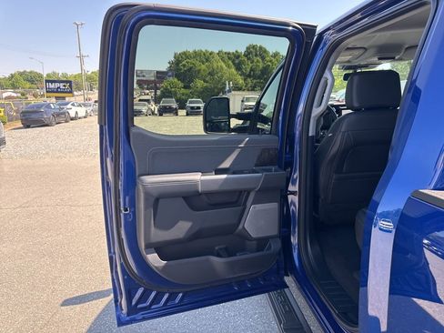 Used 2026 Ford F250 Lariat w/ Black Appearance Package AWD/4WD image 28