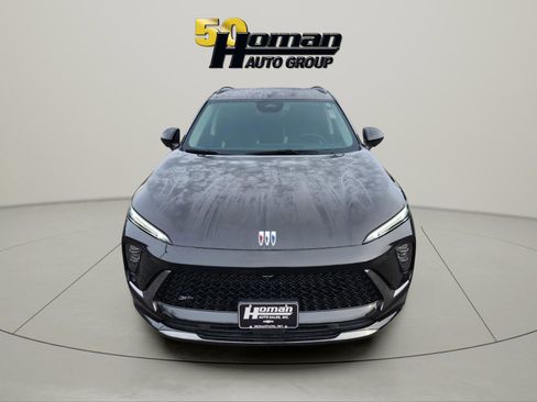 Used 2025 Buick Envision Sport Touring image 8