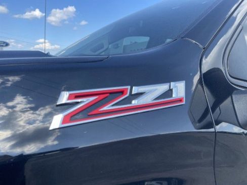 Used 2021 Chevrolet Silverado 1500 Custom Trail Boss w/ Safety Confidence Package image 12