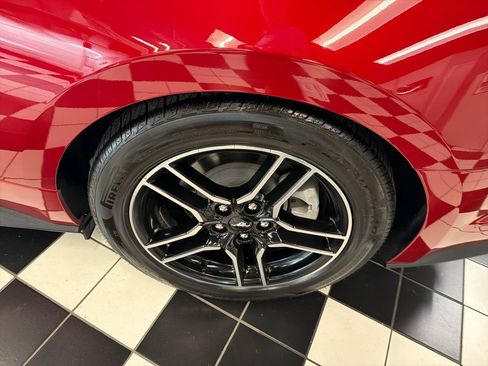 Used 2020 Ford Mustang Convertible w/ Equipment Group 101A RWD image 15