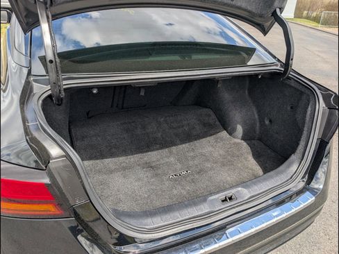 Used 2022 Nissan Altima 2.5 SV image 19