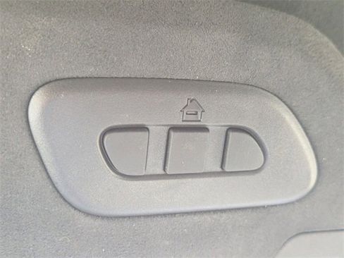 Used 2015 Chevrolet Corvette Z06 w/ 3LZ Preferred Equipment Group image 24