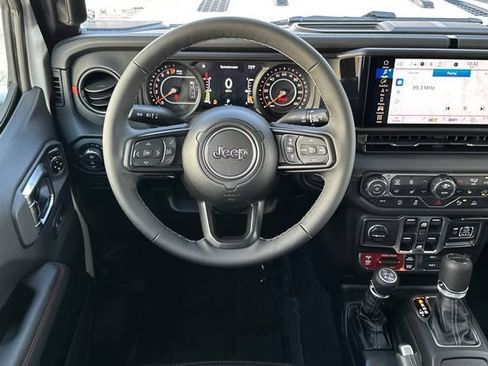 New 2026 Jeep Gladiator Rubicon AWD/4WD image 13