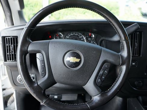 Used 2021 Chevrolet Express 3500 w/ Power Convenience Package image 22