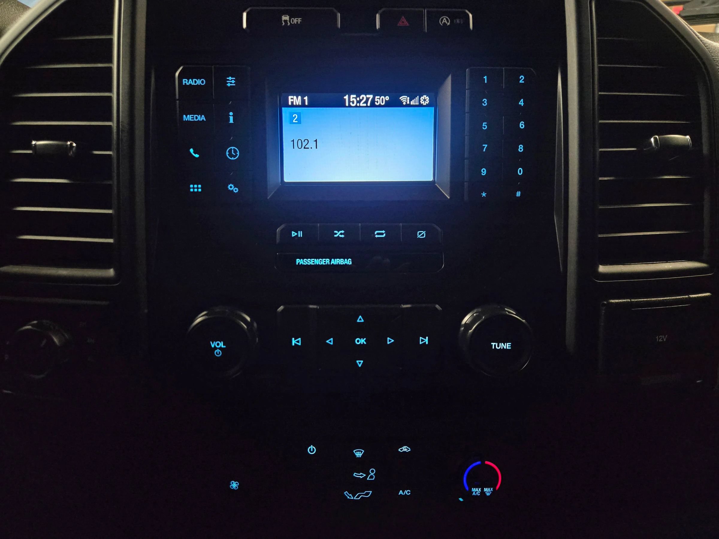Used 2019 Ford F150 XL w/ Equipment Group 101A Mid AWD/4WD image 12