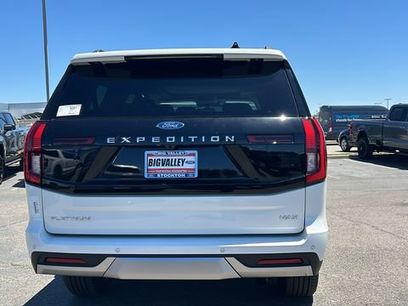 New 2026 Ford Expedition Max Platinum w/ Platinum Ultimate Package