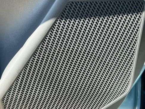 New 2027 Kia Seltos S FWD image 18