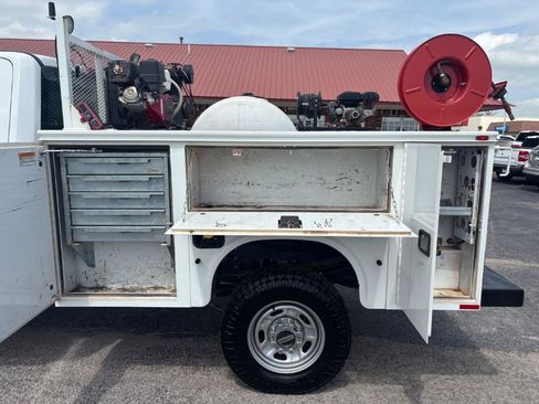 Used 2019 Ford F250 XL w/ XL Value Package image 5