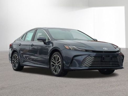 New 2026 Toyota Camry XLE image 3