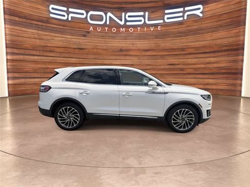Used 2019 Lincoln Nautilus Reserve AWD/4WD image 8