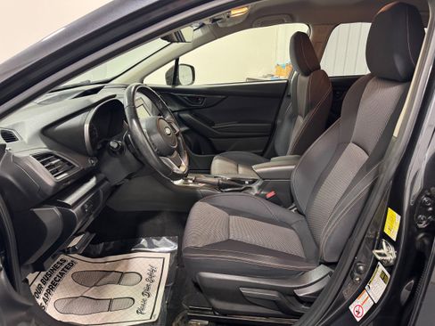 Used 2018 Subaru Crosstrek 2.0i Premium image 4