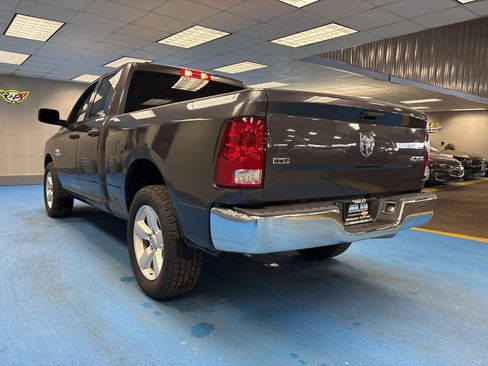 Used 2024 RAM 1500 Classic SLT image 9