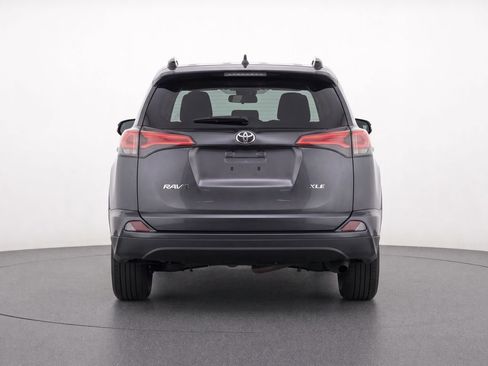 Used 2017 Toyota RAV4 XLE FWD image 4