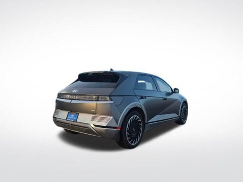 Used 2024 Hyundai Ioniq 5 Limited image 5