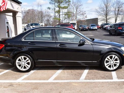 Used 2013 Mercedes-Benz C 300 4MATIC Sedan image 6