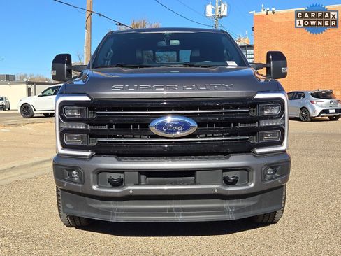 Used 2025 Ford F250 Platinum image 10