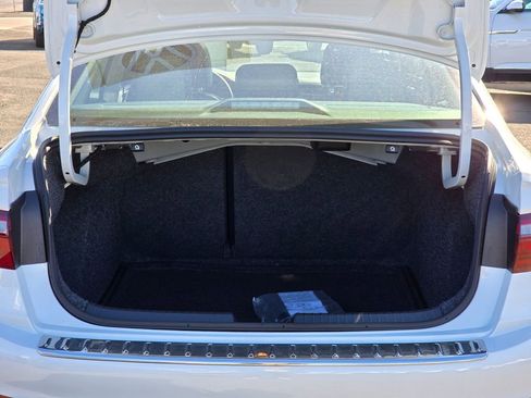 New 2026 Volkswagen Jetta SE image 14