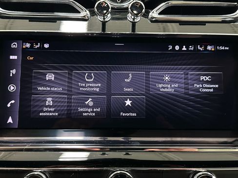 Used 2023 Bentley Bentayga AWD/4WD image 36