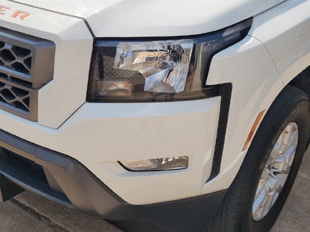 Used 2024 Nissan Frontier SV w/ SV Convenience Package RWD image 8