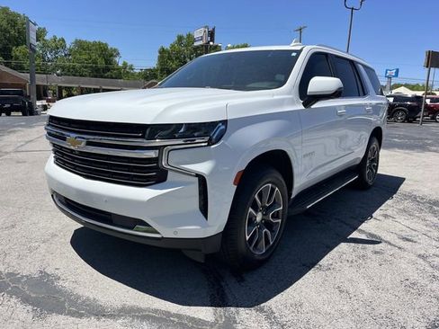 Used 2021 Chevrolet Tahoe LT w/ LT Signature Package AWD/4WD image 7