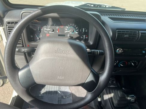 Used 1999 Jeep Wrangler Sport AWD/4WD image 9
