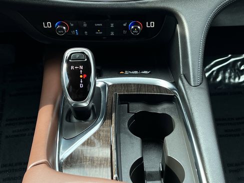 Used 2021 Buick Enclave Avenir w/ Avenir Technology Package image 20