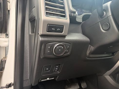 Used 2019 Ford F350 Platinum w/ Platinum Ultimate Package AWD/4WD image 32