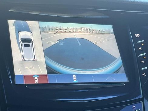 Used 2017 Cadillac Escalade Luxury image 38